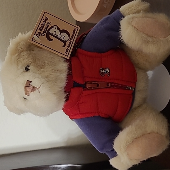 The Bialosky Treasury "Camper Charlie" bear. - Picture 1 of 2